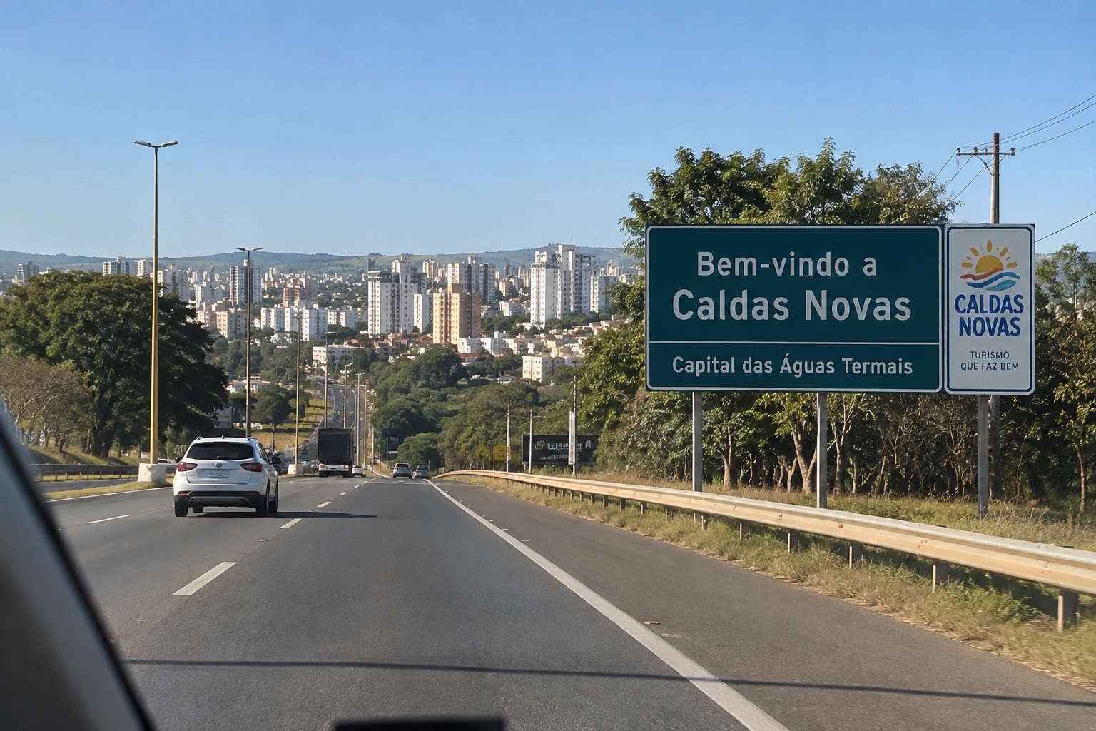 Hospedagem para quem vai de carro a Caldas Novas com chegada à cidade